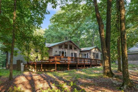 1471 E Alpine Drive Terra Alta WV 26764