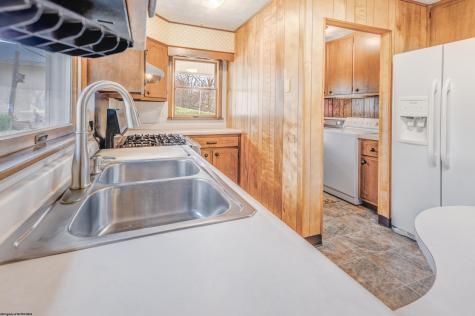 223 Ridge Farm Road Rivesville WV 26588