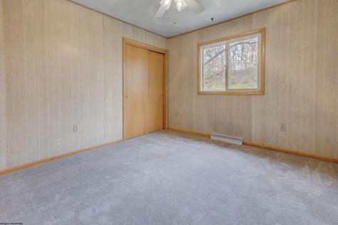 223 Ridge Farm Road Rivesville WV 26588