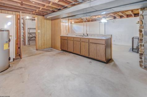 223 Ridge Farm Road Rivesville WV 26588