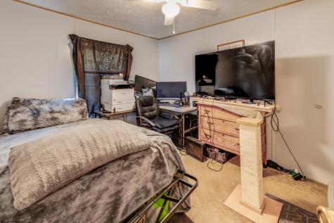223 Ridge Farm Road Rivesville WV 26588
