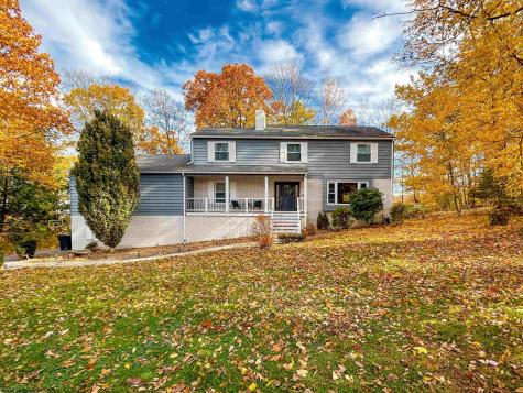 41 Chardonnay Drive Morgantown WV 26508-9313