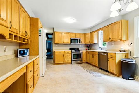 41 Chardonnay Drive Morgantown WV 26508-9313