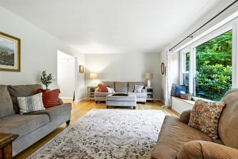 41 Chardonnay Drive Morgantown WV 26508-9313