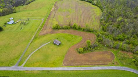 6 Leasure Lane Bruceton Mills WV 26525
