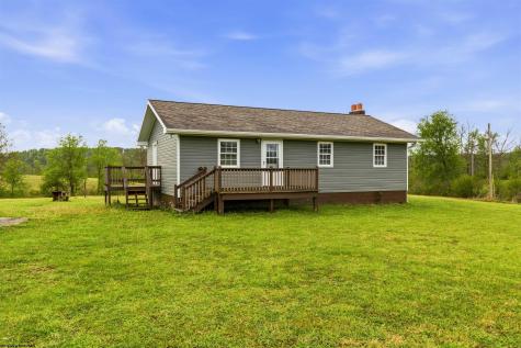 6 Leasure Lane Bruceton Mills WV 26525