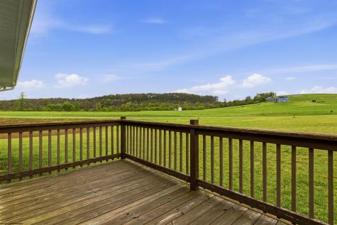 6 Leasure Lane Bruceton Mills WV 26525