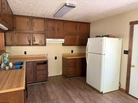 10518 Morgantown Pike Philippi WV 26416