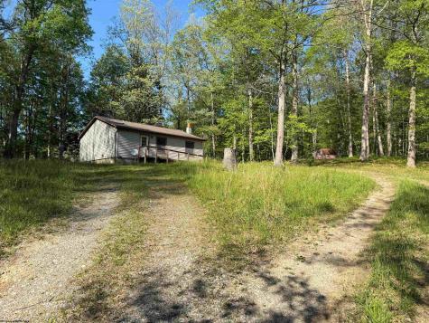 10518 Morgantown Pike Philippi WV 26416