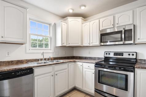 428 Arabela Court Morgantown WV 26508