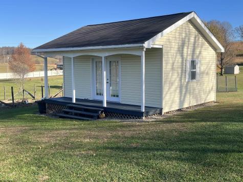 54 Green Acres Jane Lew WV 26378