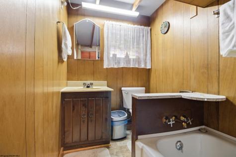 1308 Pleasure Valley Road Montrose WV 26283