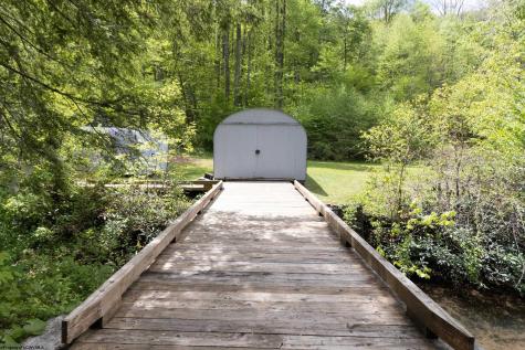 1308 Pleasure Valley Road Montrose WV 26283