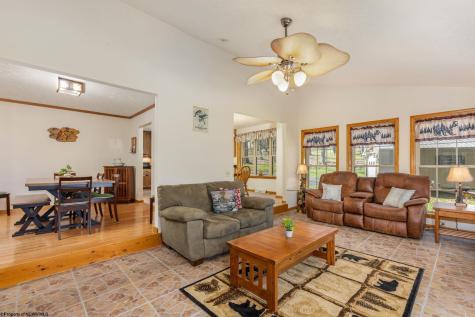 888 E Alpine Drive Terra Alta WV 26764
