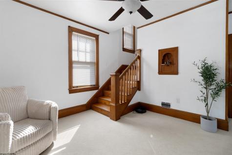 339 Court Avenue Weston WV 26452