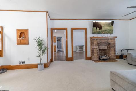 339 Court Avenue Weston WV 26452