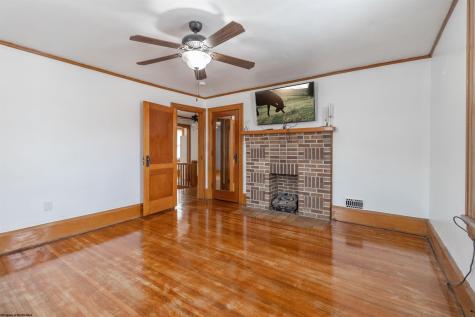 339 Court Avenue Weston WV 26452