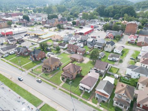 339 Court Avenue Weston WV 26452