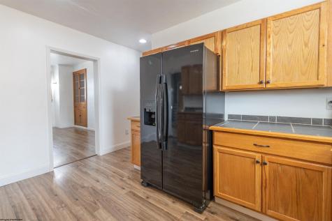 339 Court Avenue Weston WV 26452