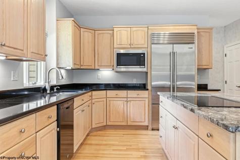 3951 Eastlake Drive Morgantown WV 26508