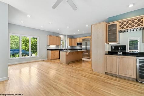 3951 Eastlake Drive Morgantown WV 26508