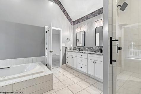 3951 Eastlake Drive Morgantown WV 26508