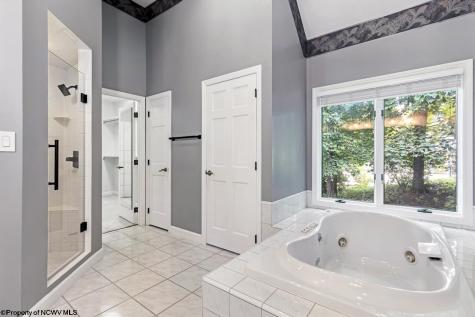 3951 Eastlake Drive Morgantown WV 26508