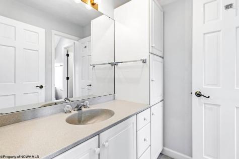 3951 Eastlake Drive Morgantown WV 26508