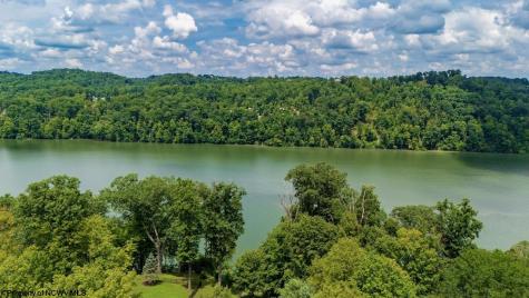 3951 Eastlake Drive Morgantown WV 26508