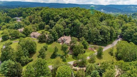 3951 Eastlake Drive Morgantown WV 26508