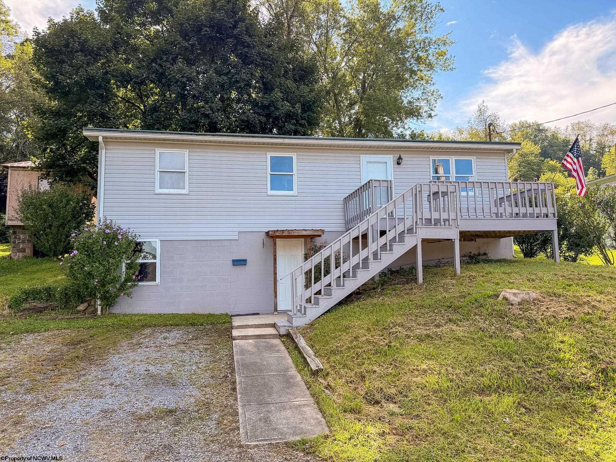 1227 Chambers Street Grafton WV 26354