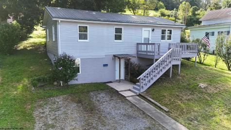 1227 Chambers Street Grafton WV 26354