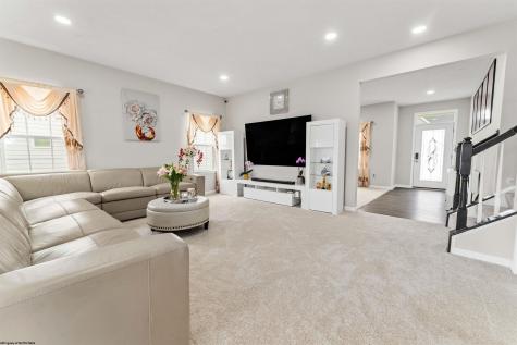 231 Falling Water Lane Morgantown WV 26508