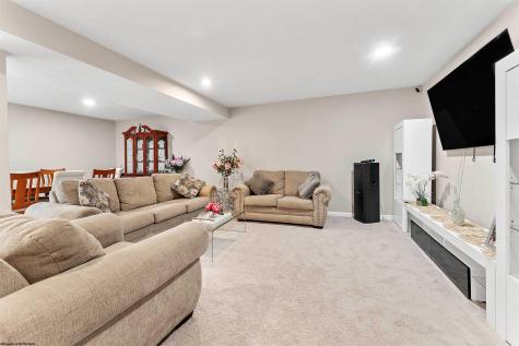231 Falling Water Lane Morgantown WV 26508