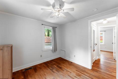 646 Hayes Street Morgantown WV 26501
