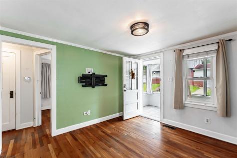 646 Hayes Street Morgantown WV 26501