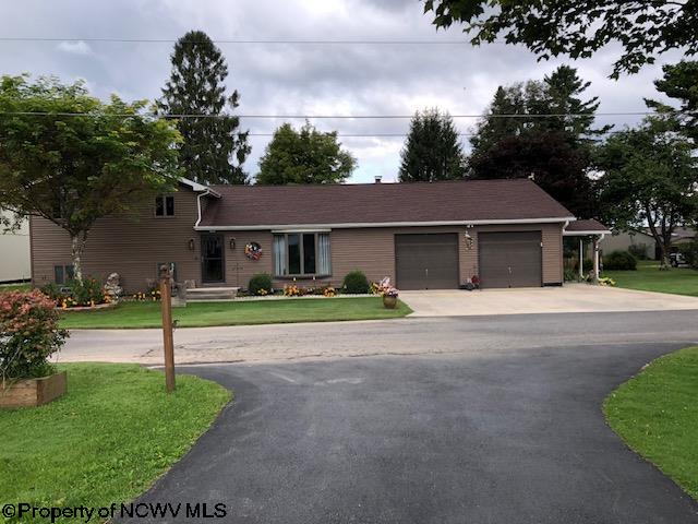 200 Nelson Road Thomas WV 26292