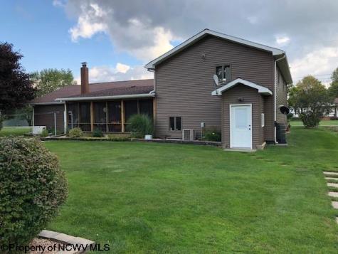 200 Nelson Road Thomas WV 26292