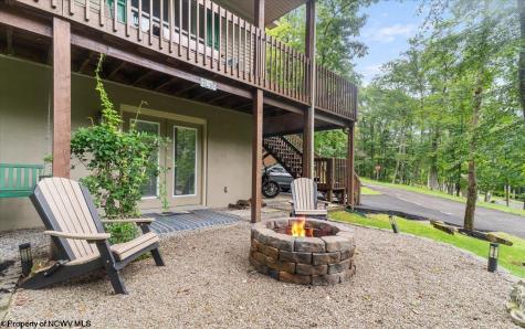 485 Redwood Drive Terra Alta WV 26764