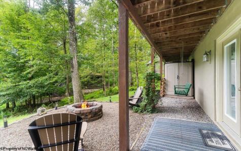 485 Redwood Drive Terra Alta WV 26764