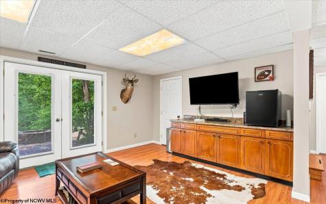 485 Redwood Drive Terra Alta WV 26764