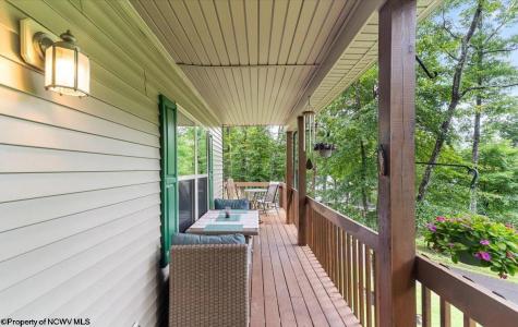 485 Redwood Drive Terra Alta WV 26764