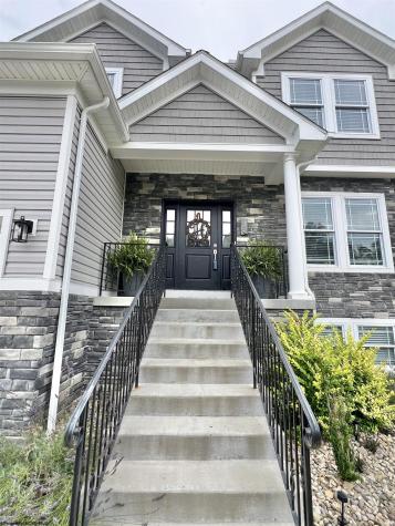 48 Turquoise Way Bridgeport WV 26330-0000