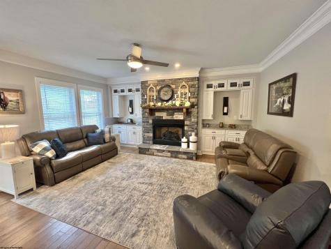 48 Turquoise Way Bridgeport WV 26330-0000