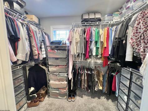 48 Turquoise Way Bridgeport WV 26330-0000