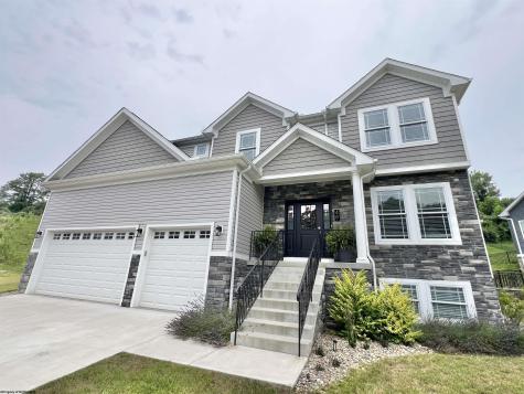 48 Turquoise Way Bridgeport WV 26330-0000
