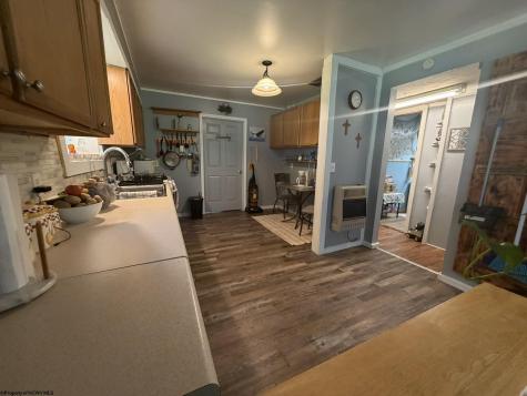 252 Gateway Road Wallace WV 26448