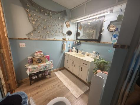 252 Gateway Road Wallace WV 26448