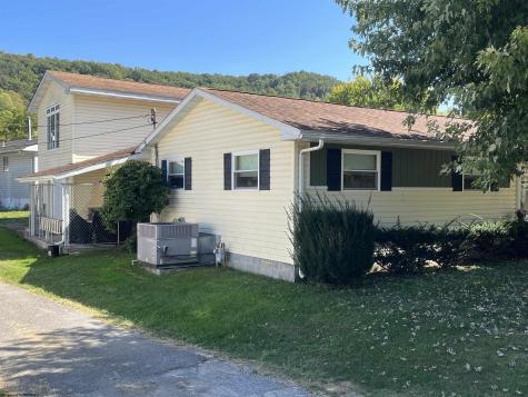 908 N Main Avenue Weston WV 26452
