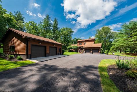 102 Country Club Court Terra Alta WV 26764